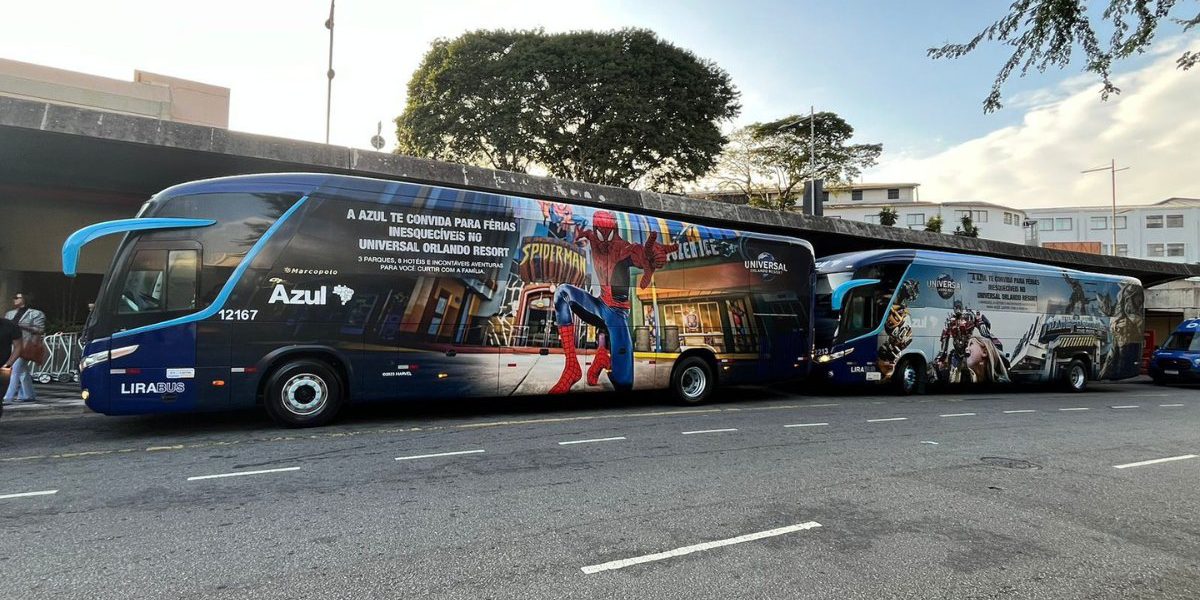 Azul ônibus Universal